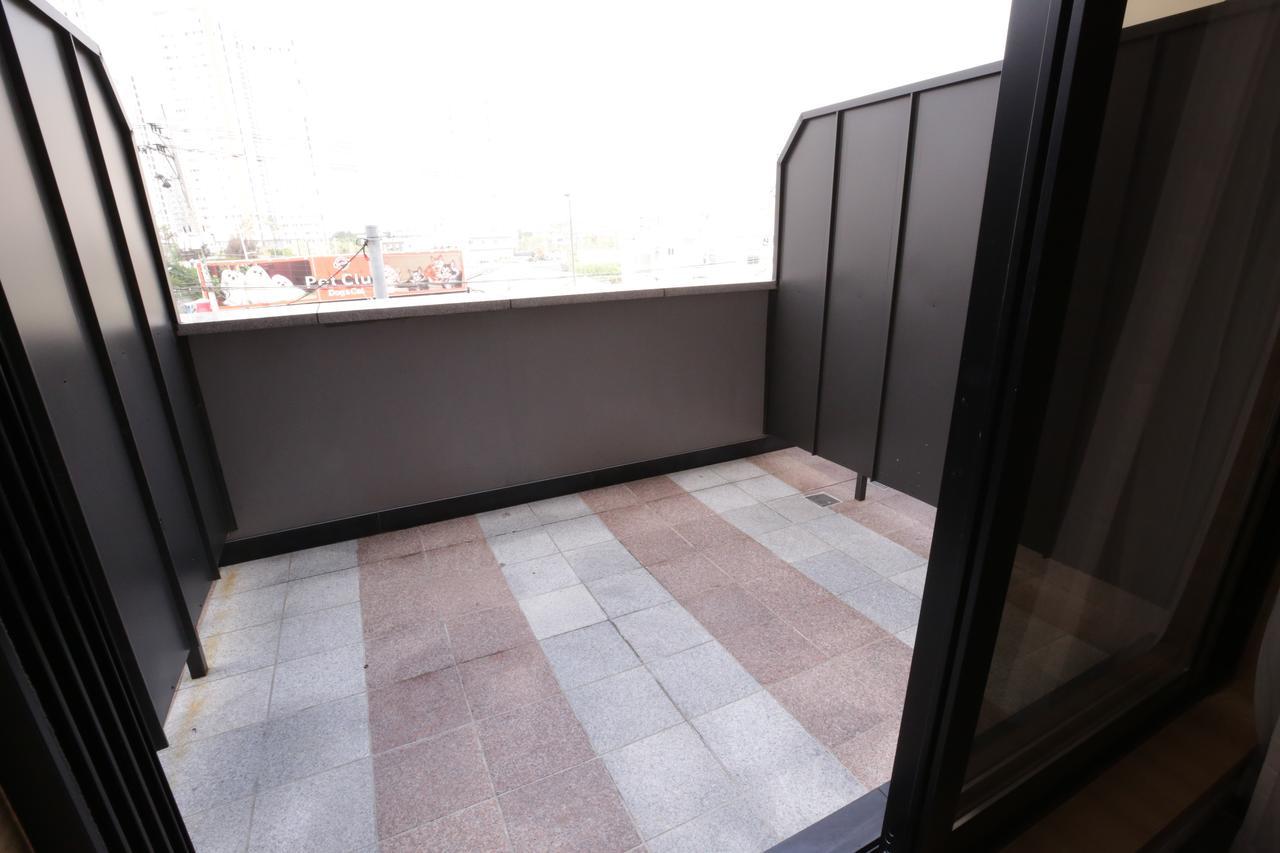 Honors Hotel Hwaseong Bagian luar foto