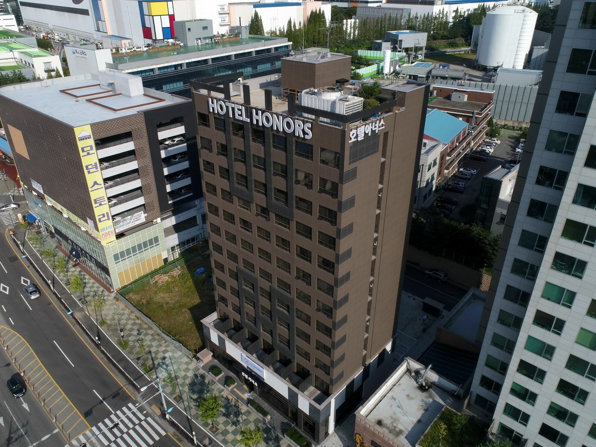 Honors Hotel Hwaseong Bagian luar foto